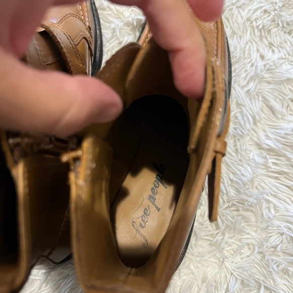 Free People Isla Moto Boots - Size 8 - tan color - Picture 6 of 11